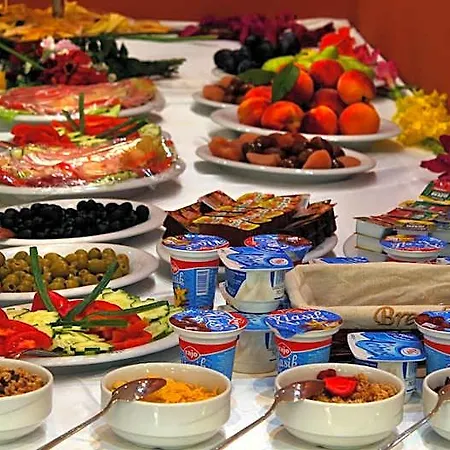 Artemis Wellness Otel Štúrovo